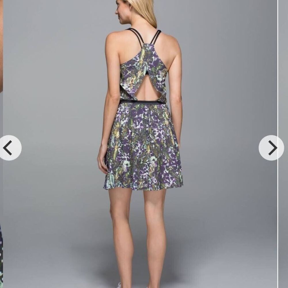 Lululemon City Summer Dress Size 4 Floral Racerback Womens - Picture 5 of 9